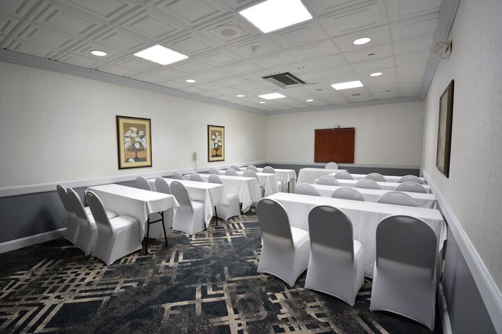 Holiday Inn Hazlet by IHG