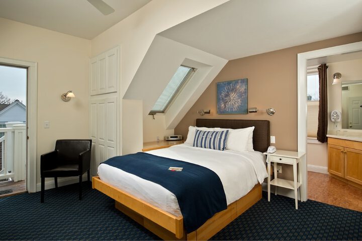 Room 45 of 80