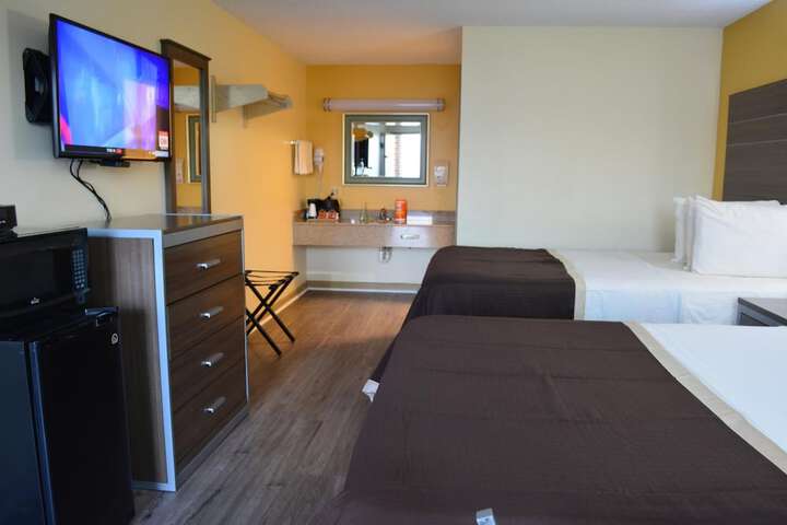 Room 44 of 49