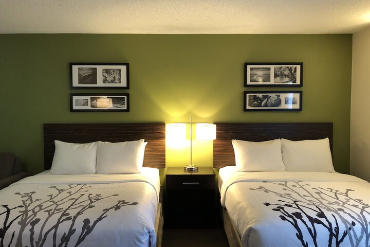 Room 26 of 72