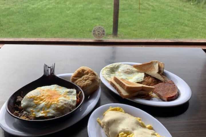 Breakfast/Coffee Service 10 of 12