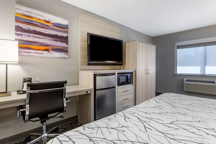 Room 20 of 25