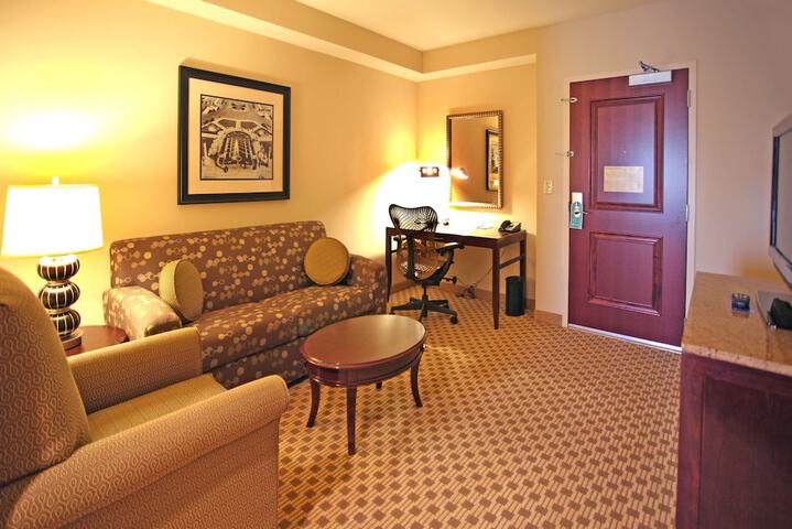 Room 17 of 31