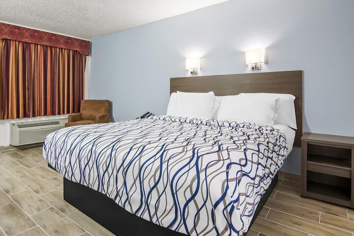 Americas Best Value Inn Weatherford TX