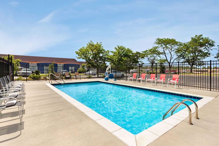 Pool 5 of 29