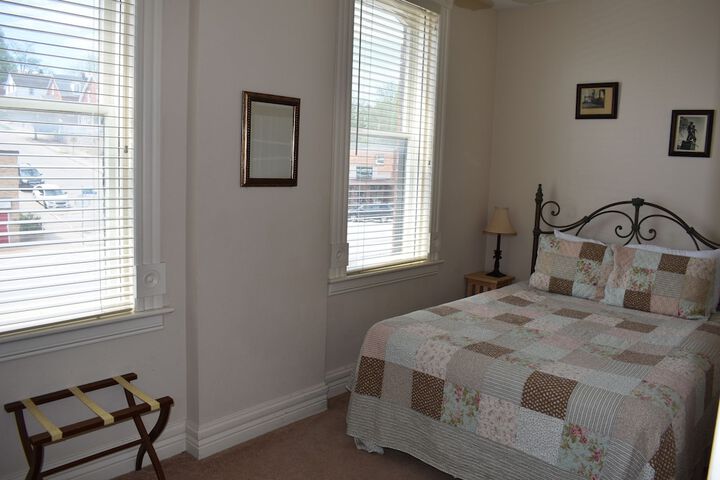 Room 77 of 238