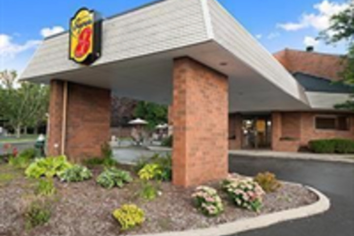 SUPER 8 BEACHWOOD CLEVELAND AREA
