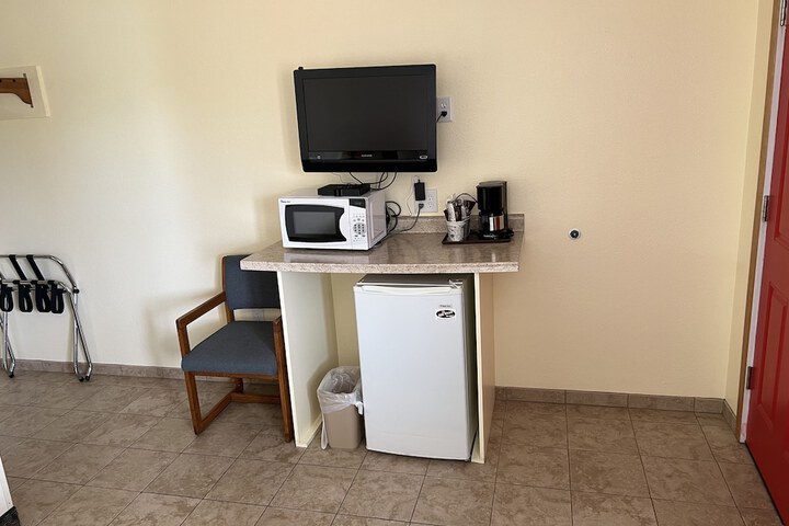 Room 110 of 443