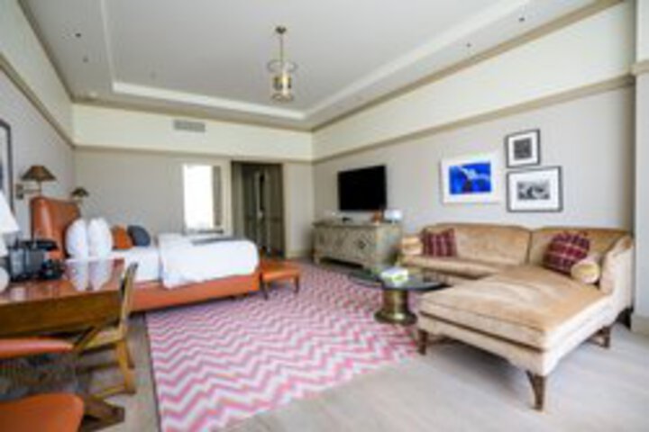 Suite 55 of 105