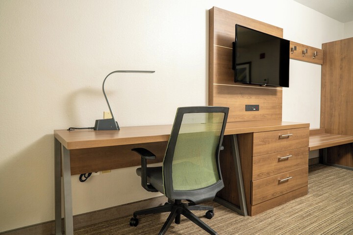 Holiday Inn Express Hotel & Suites Hesperia by IHG
