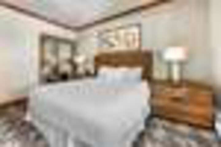 Room 118 of 168