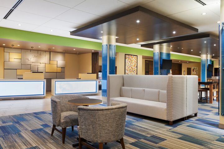 Holiday Inn Express & Suites Edinburg-McAllen Area by IHG