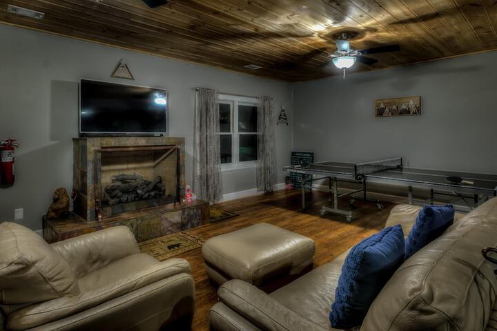 32 Acre Memory Maker by Escape to Blue Ridge