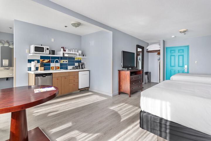 Room 50 of 59