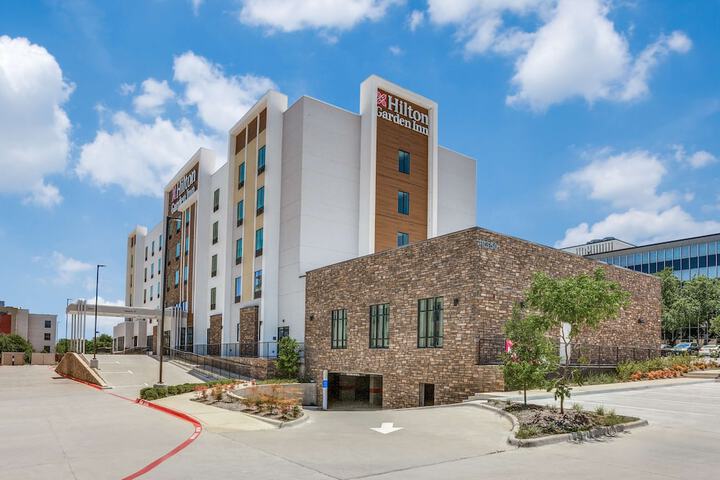 Hotel 2 of 41