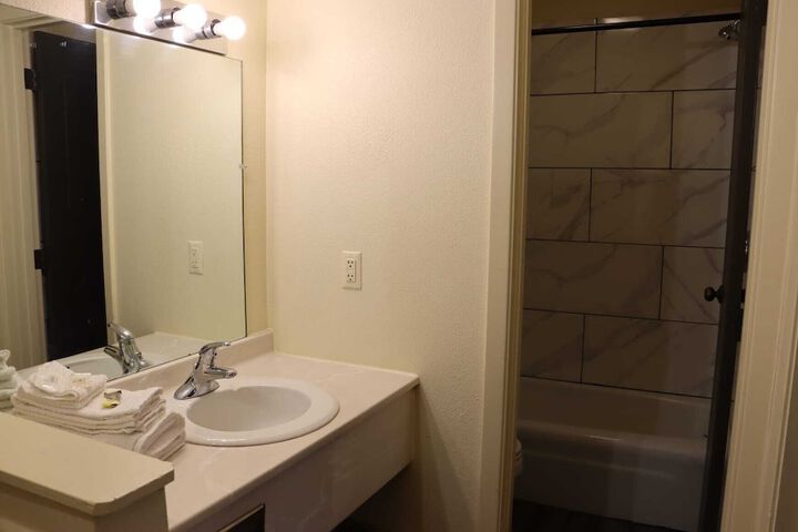 Budget Inn - Troy