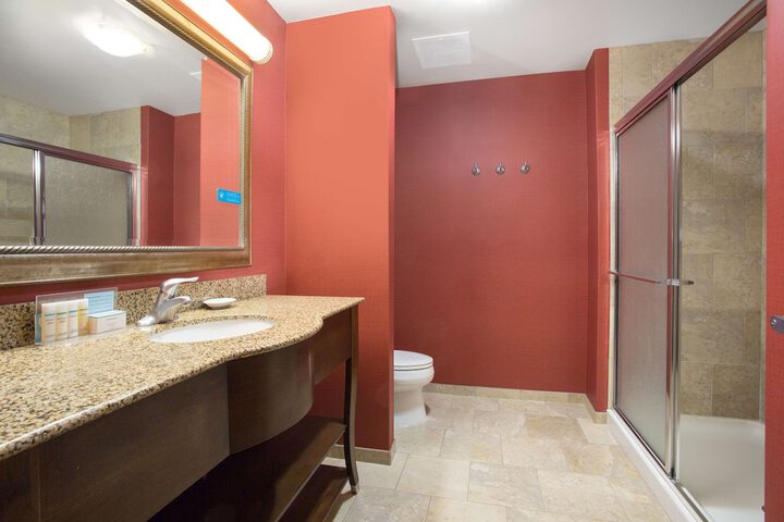 Room 14 of 32