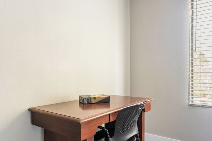 Room 75 of 82