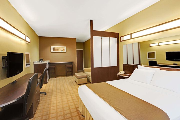 Microtel Inn & Suites by Wyndham Bryson City
