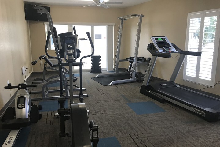 Shoreline Island Resort - Exclusively Adult
