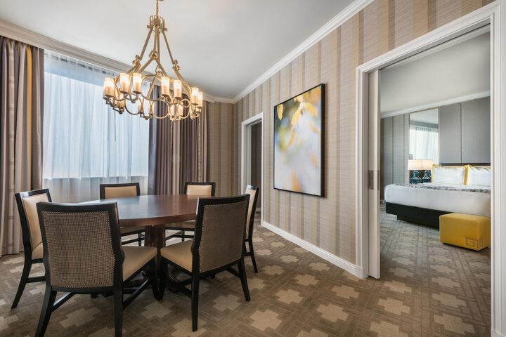 Room 42 of 197