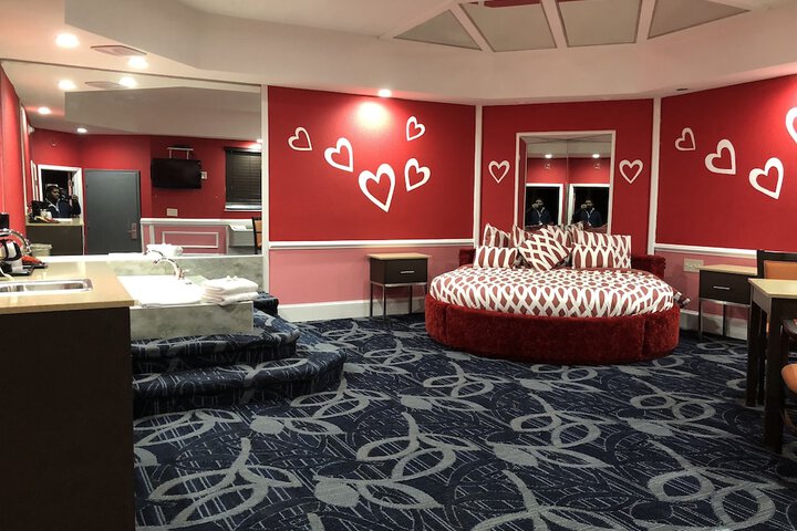 Room 47 of 73