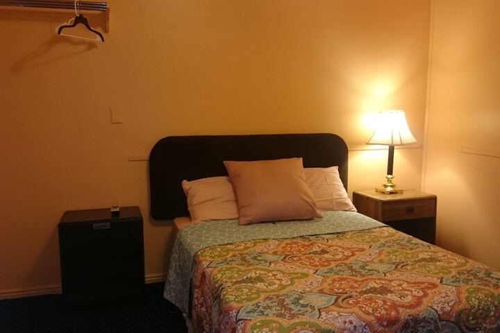 Pillow Talk Motel