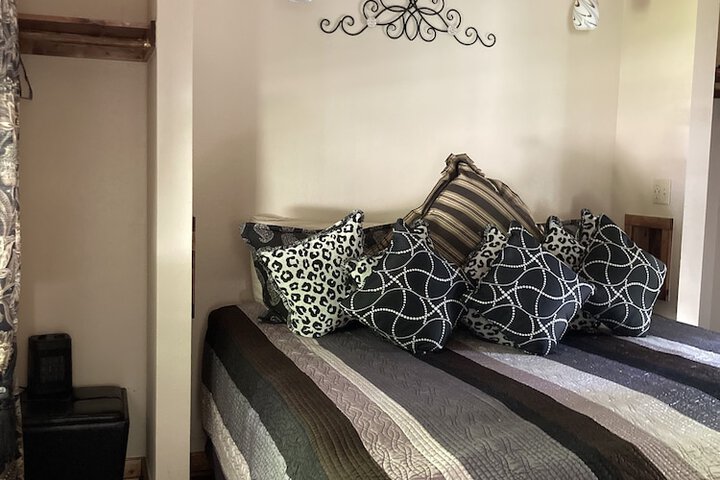 Room 16 of 112