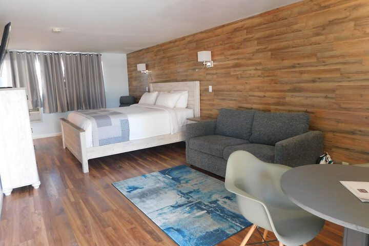 Room 76 of 125