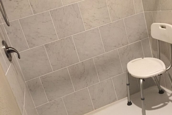 Room 12 of 23