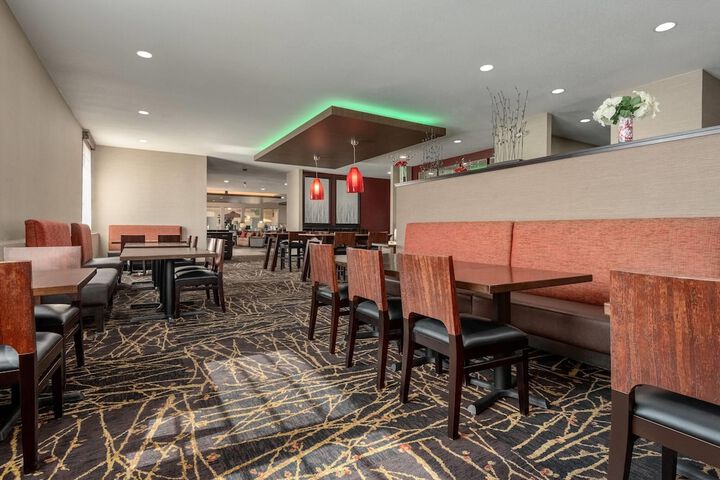 Ramada by Wyndham Grand Forks