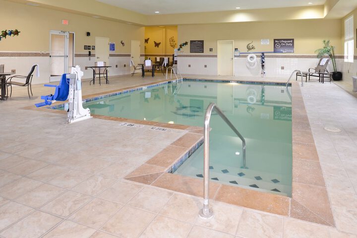 Pool 8 of 40