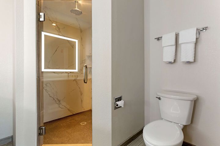 Room 54 of 81