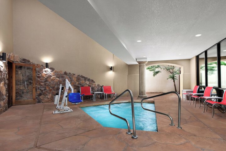 Holiday Inn Express Hotel & Suites Marina - State Beach Area by IHG