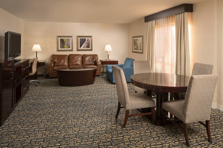Room 32 of 45