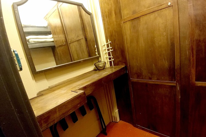 Room 28 of 101