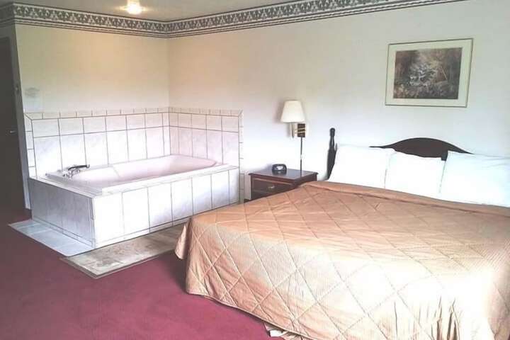 Economy Inn