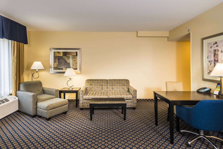 Room 18 of 55