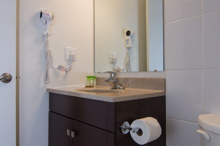 Room 18 of 36