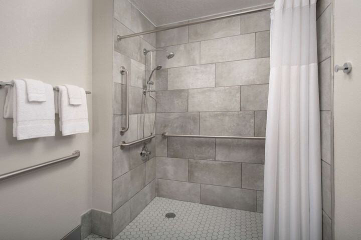 Quality Inn Atlantic Beach - Mayo Clinic Jax Area