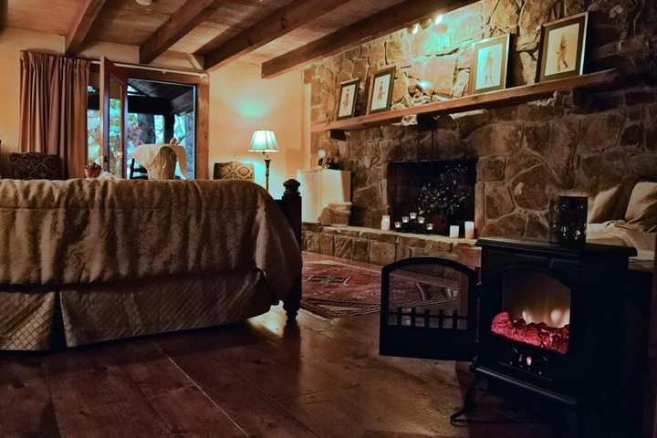 The Overlook Inn