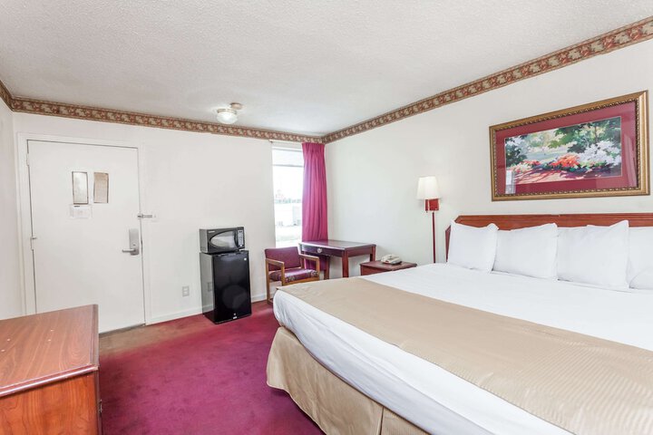 Room 14 of 20