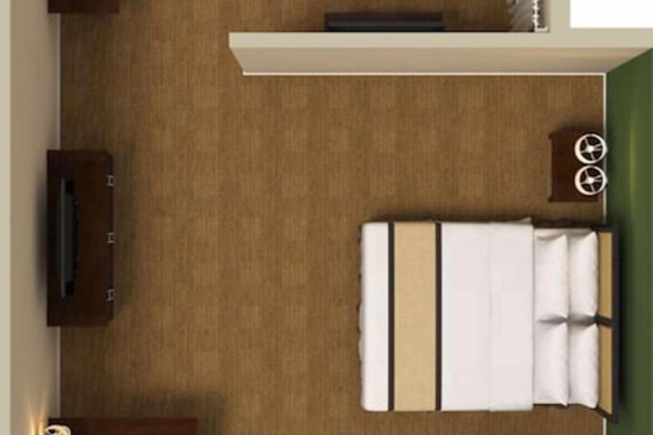 Room 20 of 33