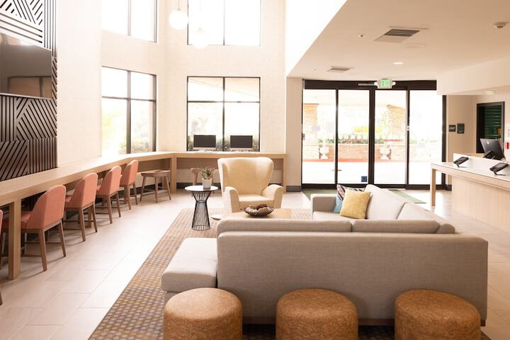 Holiday Inn Santa Ana-Orange Co. Arpt by IHG