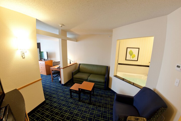Room 16 of 21