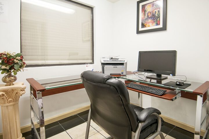 Business Center 38 of 40