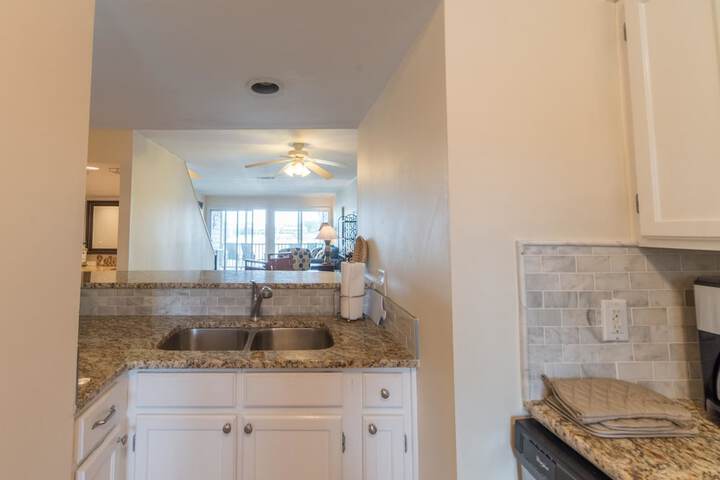 MARINERS CAY 45 2 Bedroom Holiday Home by My Ocean Rentals