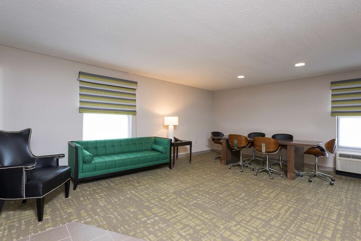 Room 21 of 52