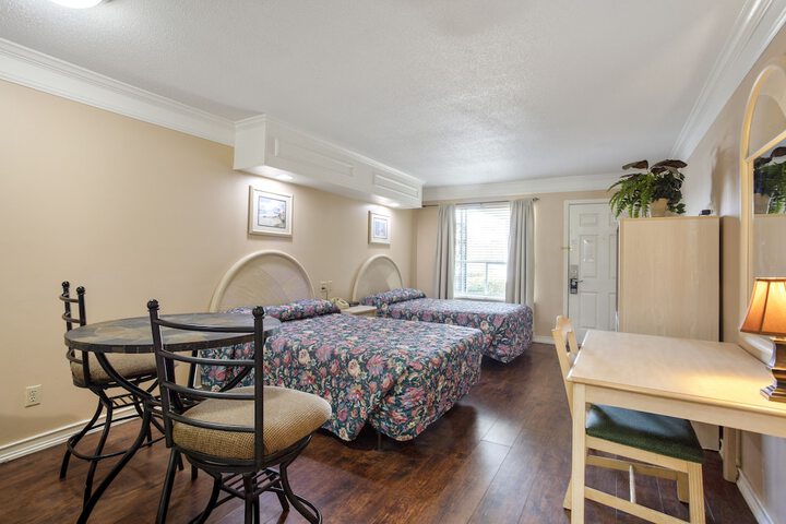 Room 41 of 75