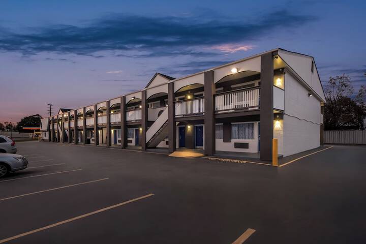 Days Inn by Wyndham Chesapeake